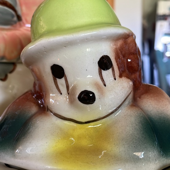 Vintage Hand Painted Clown Cookie Jar - Picture 15 of 16